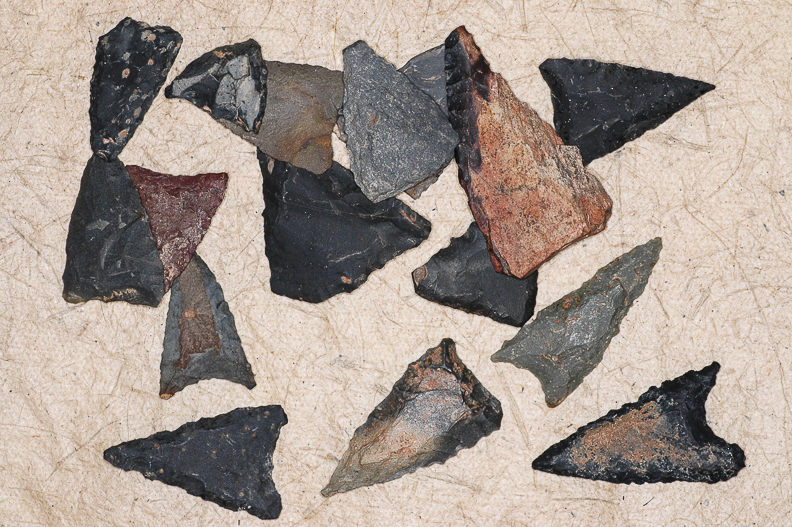 46 Puntas de flecha (Junta, Huelva)